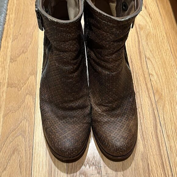 AS 98 sz 40 heeled booties side zip perforated brown leather good pre owned cond - Picture 5 of 11